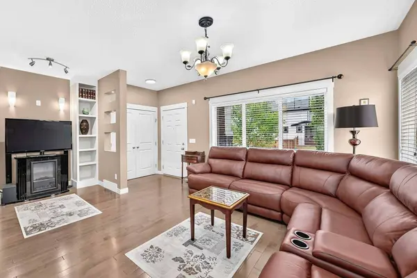 41 Skyview Ranch MNR NE, Calgary, AB T3N0K7