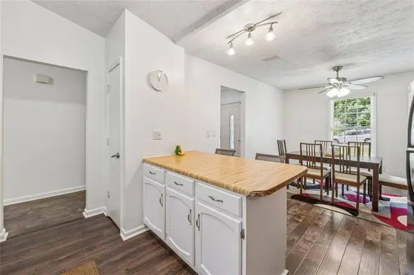 785 Greenhedge WAY, Stone Mountain, GA 30088