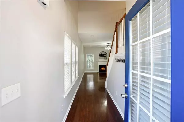 2157 Capella CIR SW, Atlanta, GA 30331