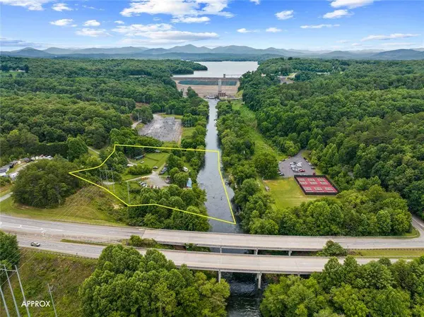 56 N River RD, Mineral Bluff, GA 30559