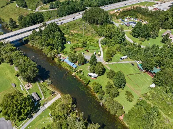 56 N River RD, Mineral Bluff, GA 30559
