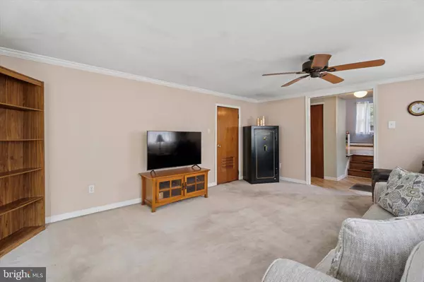 718 CHERRY ST, Lansdale, PA 19446