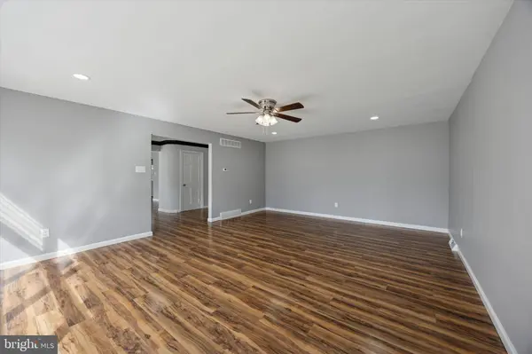 1609 BEECH AVE, Elkins Park, PA 19027