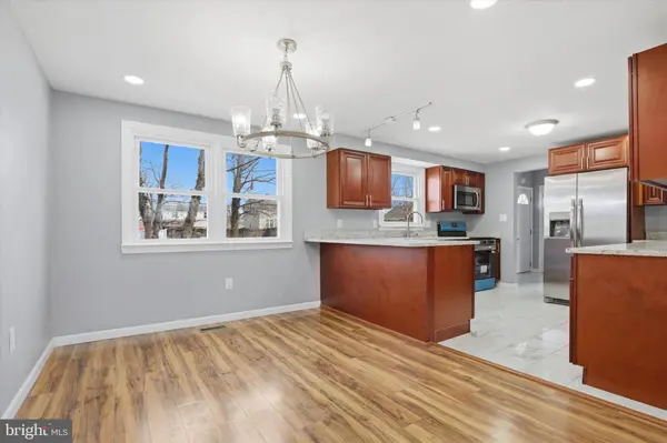 1061 YORK AVE, Lansdale, PA 19446