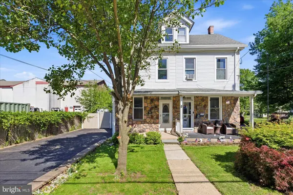 316 ELM AVE, North Wales, PA 19454
