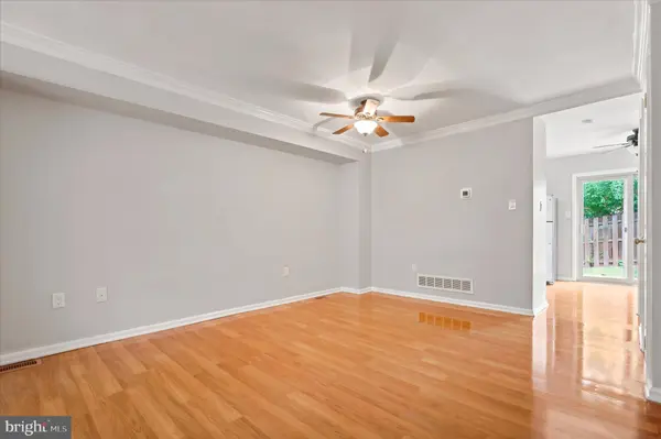 700 FARMINGTON AVE #4, Pottstown, PA 19464