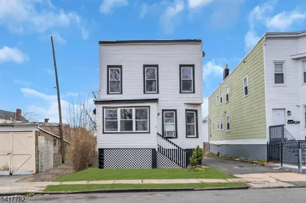 9 Lindsley Pl, East Orange City, NJ 07018
