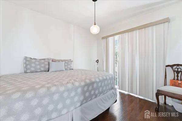 18 Lake AVE #8A, East Brunswick, NJ 08816