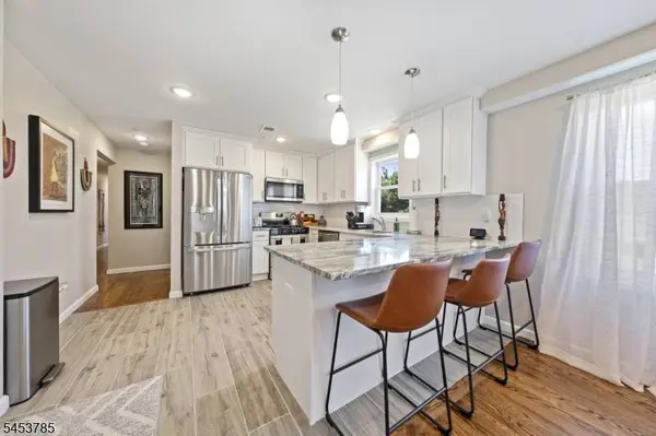 34 Garibaldi Ave