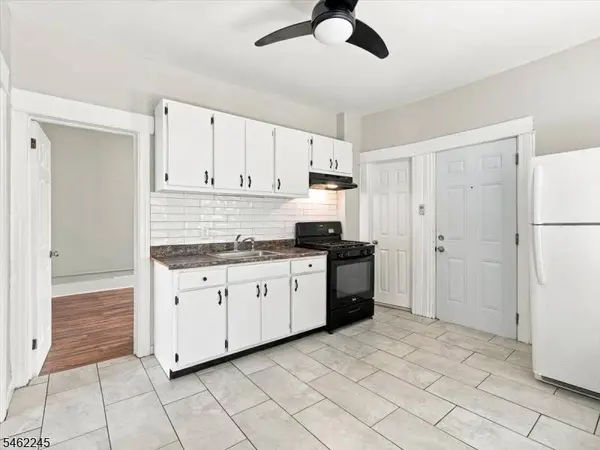53 Ocean Ave #2L