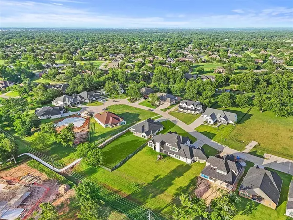 4215 Wooded Isle WAY, Fulshear, TX 77441