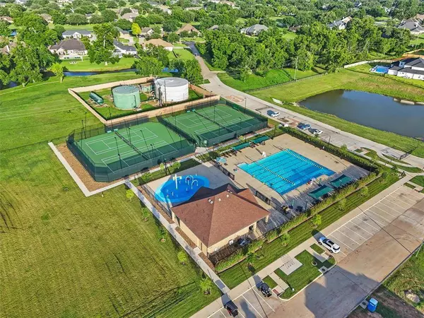 4215 Wooded Isle WAY, Fulshear, TX 77441