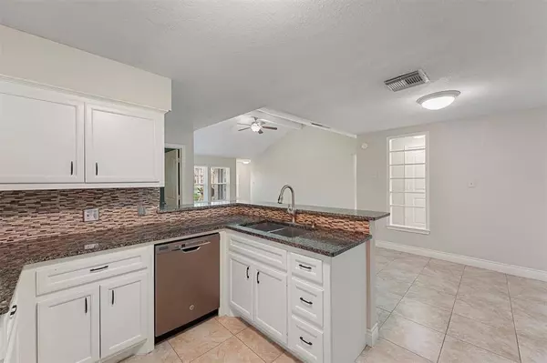 3011 Ocean WAY, League City, TX 77573