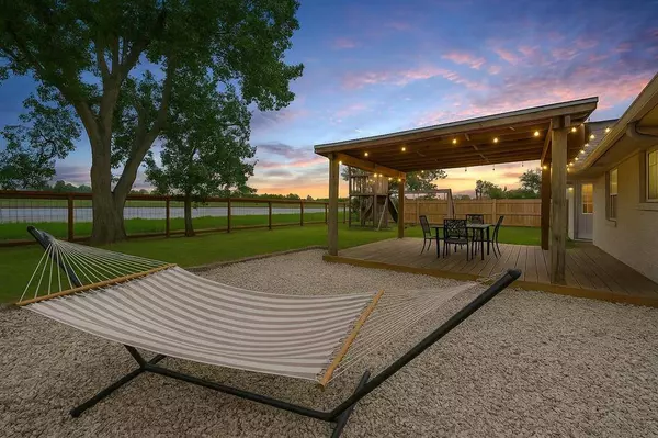 3011 Ocean WAY, League City, TX 77573