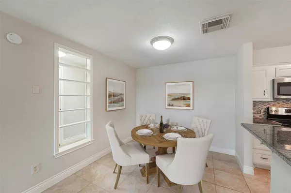 3011 Ocean WAY, League City, TX 77573