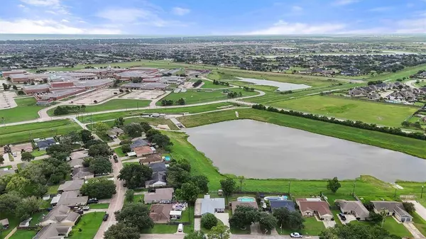 3011 Ocean WAY, League City, TX 77573