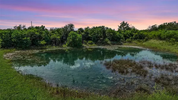 7935 Fm 2447, Chappell Hill, TX 77426