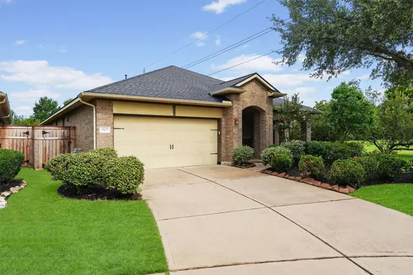 6102 Harmony Park LN, Fulshear, TX 77441