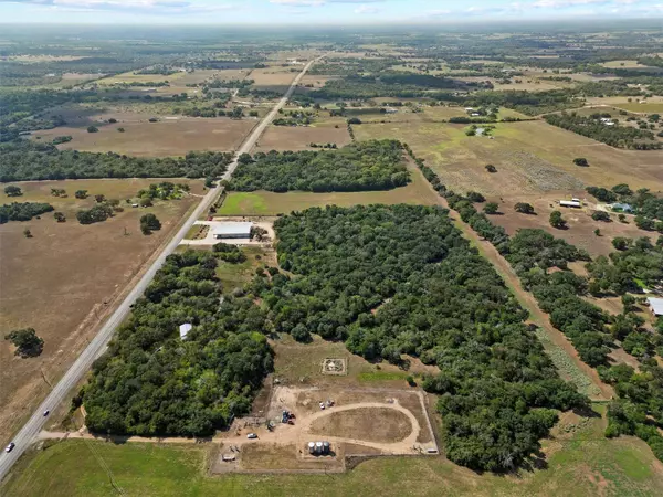 1730 US Highway 77 S, Hallettsville, TX 77964