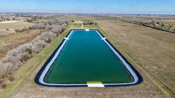 3635 County Road 265, Moulton, TX 77975