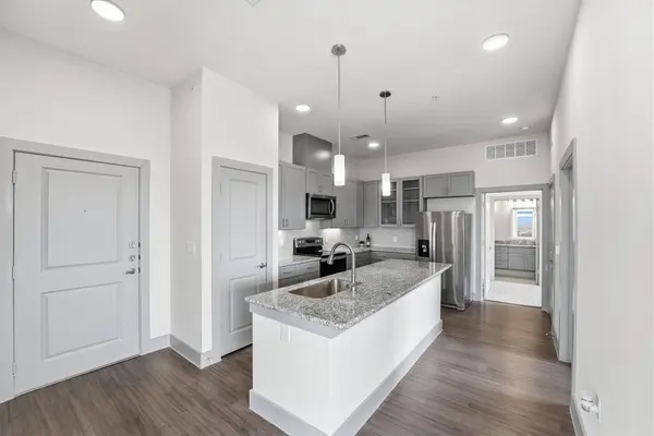 6955 Turtlewood DR #602, Houston, TX 77072