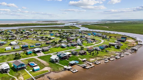 1868 County Road 201, Sargent, TX 77414