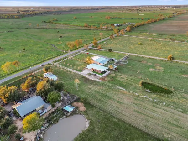 8806 Adams Flat RD, Brookshire, TX 77423