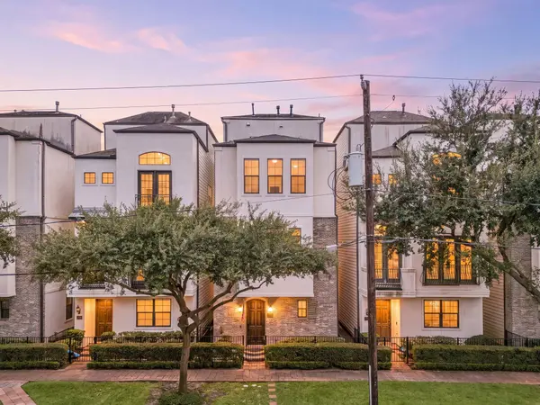 1725 Edwards ST, Houston, TX 77007