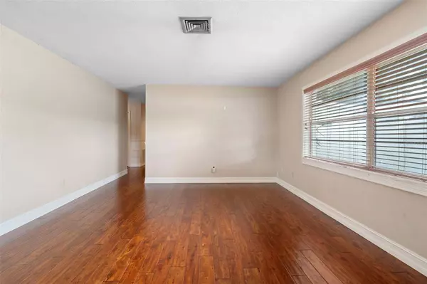 1806 ELSA ST, Orlando, FL 32806