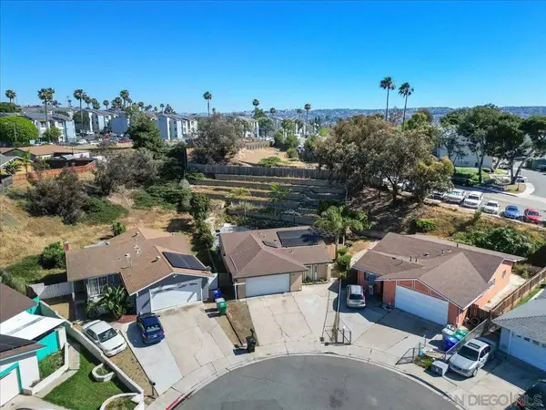 1697 Shooting Star Ct, San Ysidro, CA 92173