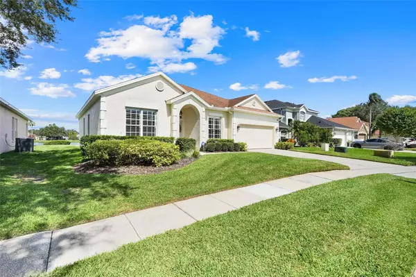 194 LONGHIRST LOOP, Ocoee, FL 34761