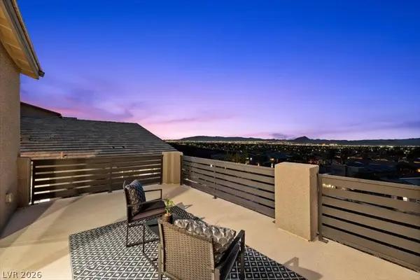 1984 Regal Bluff DR, Henderson, NV 89052