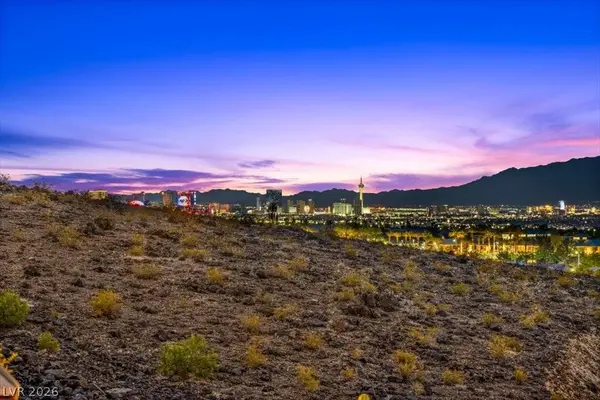 1984 Regal Bluff DR, Henderson, NV 89052