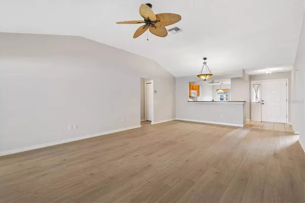 2573 CARIBE DR, The Villages, FL 32162