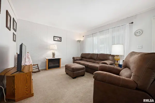 1612 MATILDA ST, Pekin, IL 61554