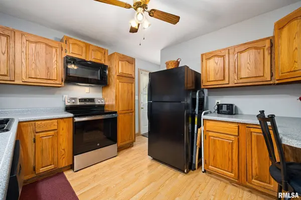1612 MATILDA ST, Pekin, IL 61554