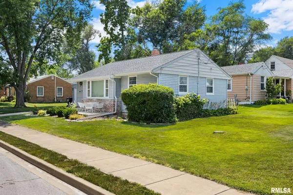 3125 N DELMAR CT, Peoria, IL 61604