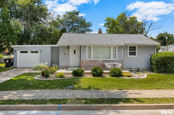 3125 N DELMAR CT