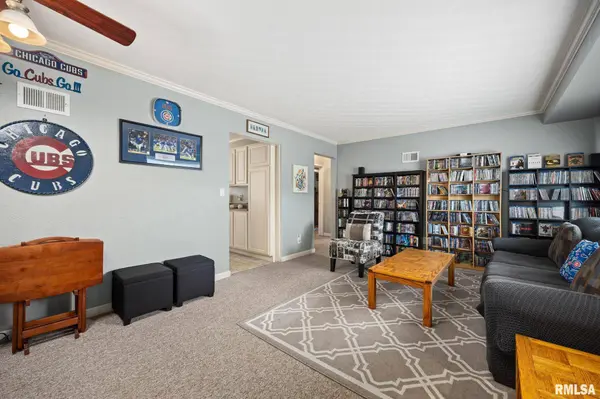 3125 N DELMAR CT, Peoria, IL 61604