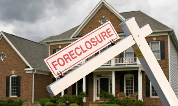 Facing Foreclosure in Houston? Here’s How to Sell Your Home Before It’s Too Late (2026 Guide),Brittney Gantz