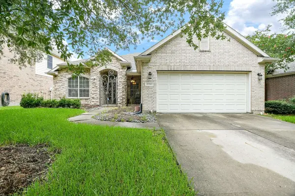 20743 Oakhurst Park DR, Porter, TX 77365