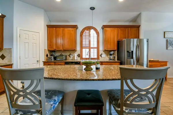 20743 Oakhurst Park DR, Porter, TX 77365