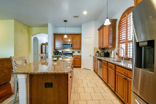 20743 Oakhurst Park DR, Porter, TX 77365