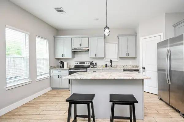 5007 Briscoe ST #A, Houston, TX 77033