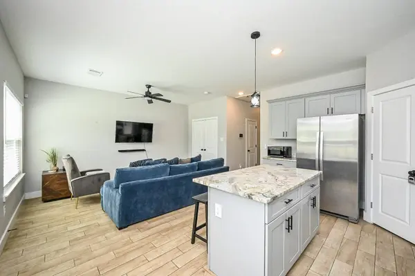 5007 Briscoe ST #B, Houston, TX 77033