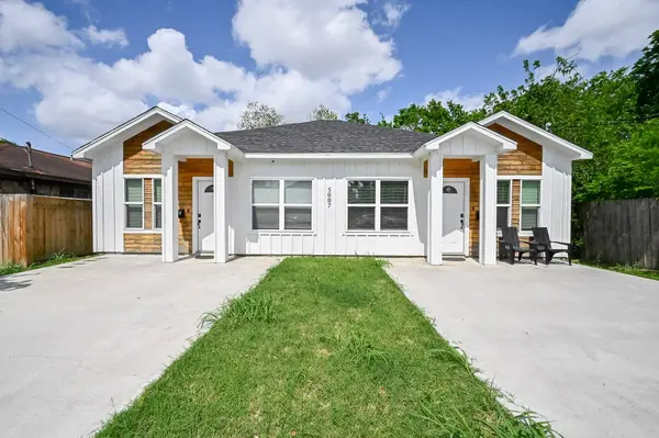 5007 Briscoe ST #B, Houston, TX 77033