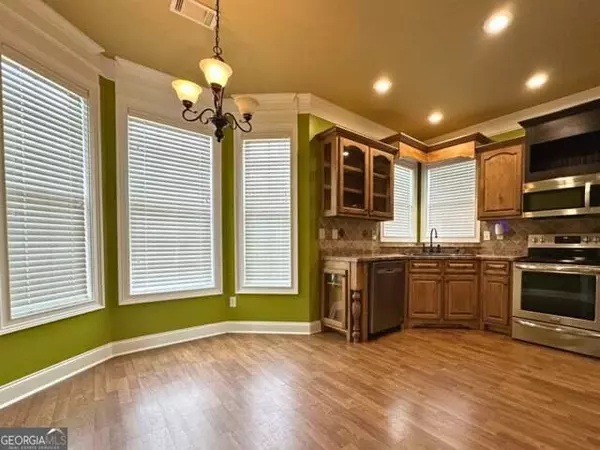 321 Manchester LN, Byron, GA 31008