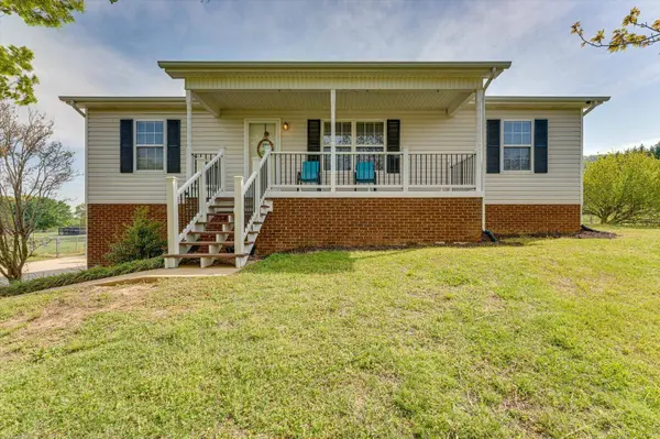 84 Green Valley DR, Rock Spring, GA 30739