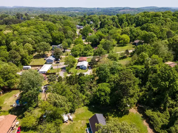 9059 Wooten RD, Chattanooga, TN 37416