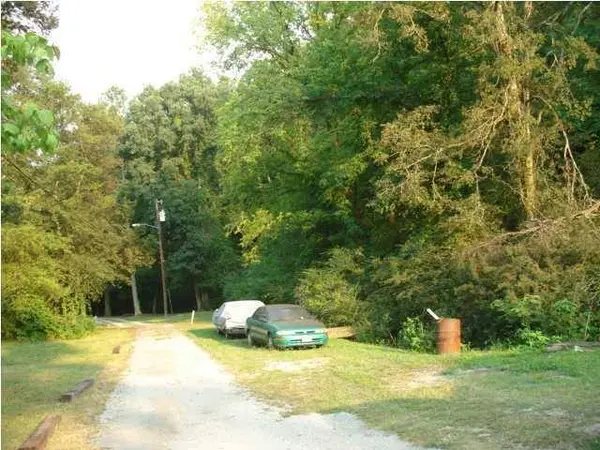 00 Johnny ST, Chattanooga, TN 37406